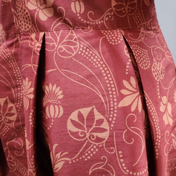 Eshakti Burnt Orange Floral Print Banded High Waist Pleated Taffeta Midi Skirt - Picture 6 of 17